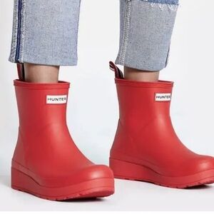 Hunter Red Women's Play Rain Short Boots Women’s Size 8